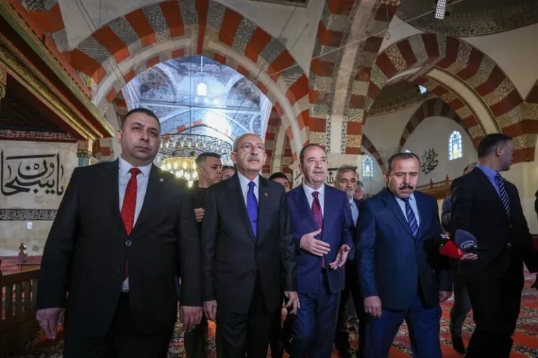 KEMAL KILIÇDAROĞLU’NA OY VERMEK CAİZ Mİ?